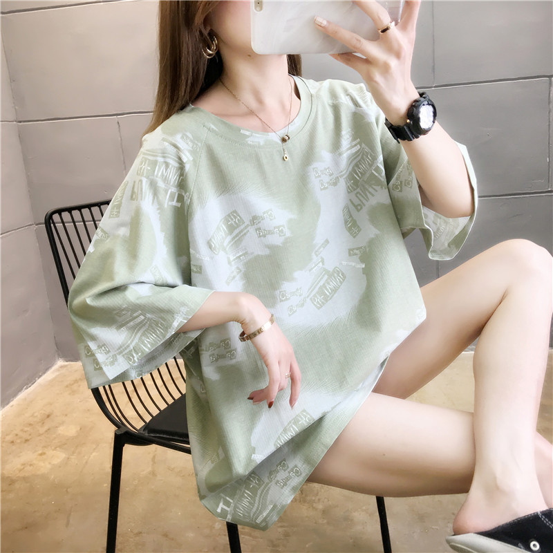Áo thun nữ form rộng