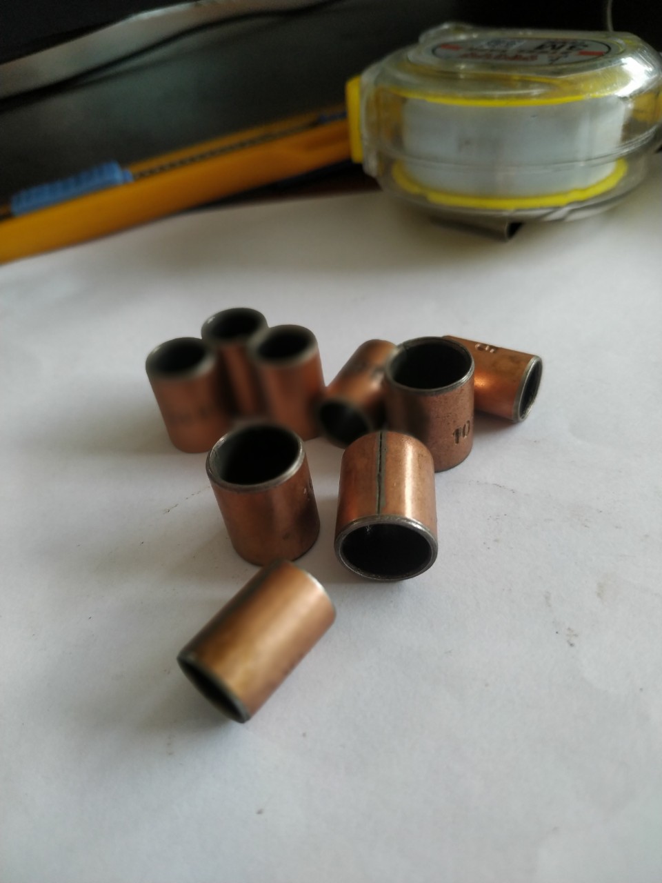 Ống trượt tròn lỗ 8mm, 10mm (1 cái)