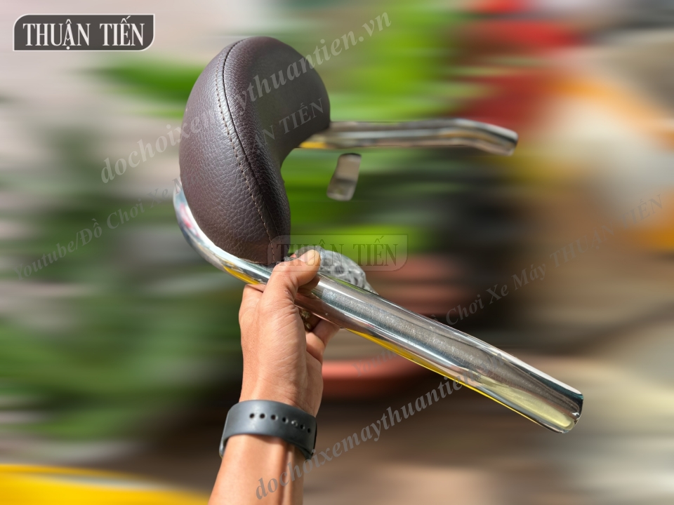 TỰA LƯNG PCX 2018 INOX, INOX DÀY CỮNG CÁP KHÔNG HÚT NAM CHÂM, HÀNG ĐÚNG CHUẨN, DỄ LẮP ĐẶT