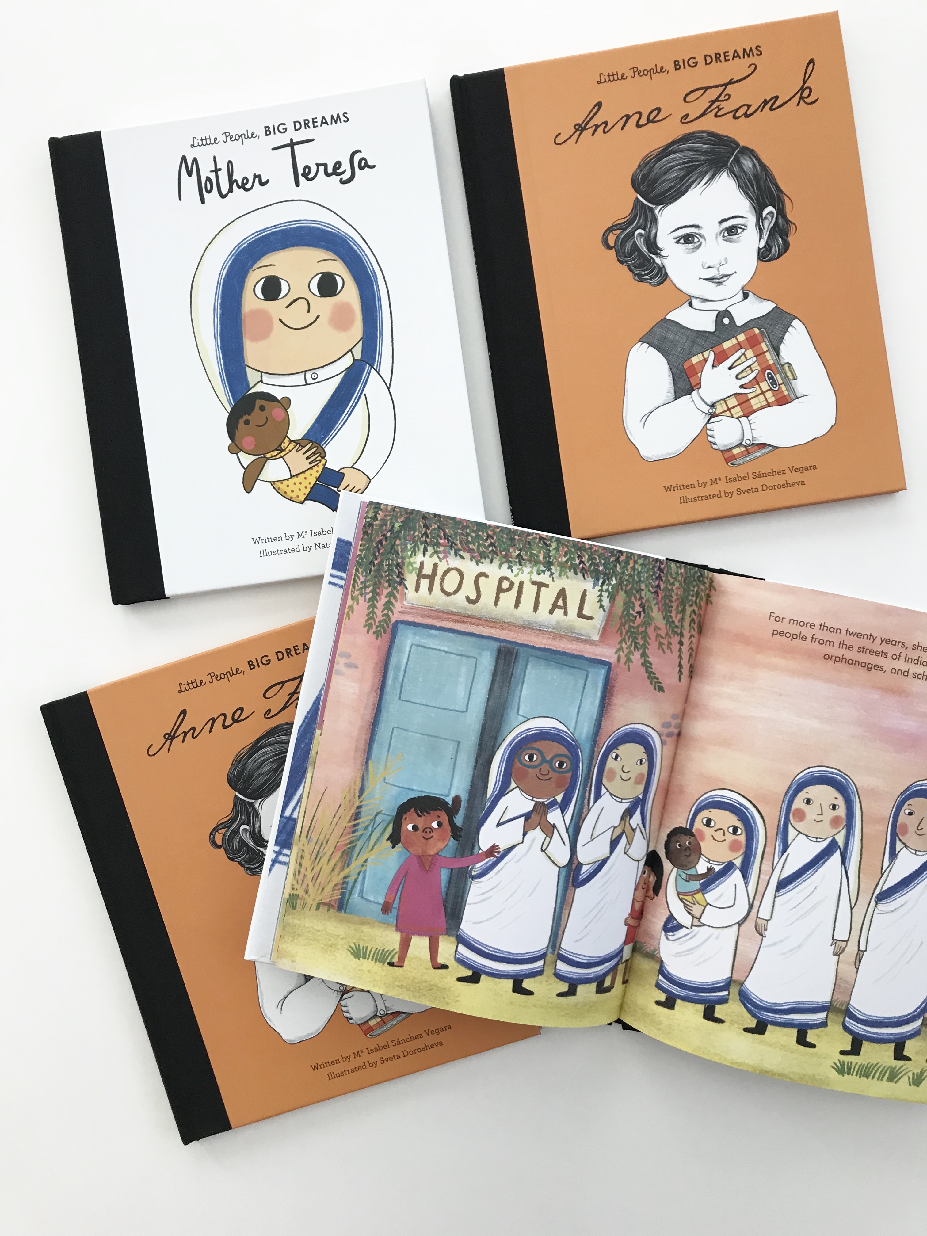 Little People, Big Dream - 14 Books  [Nhập Khẩu]
