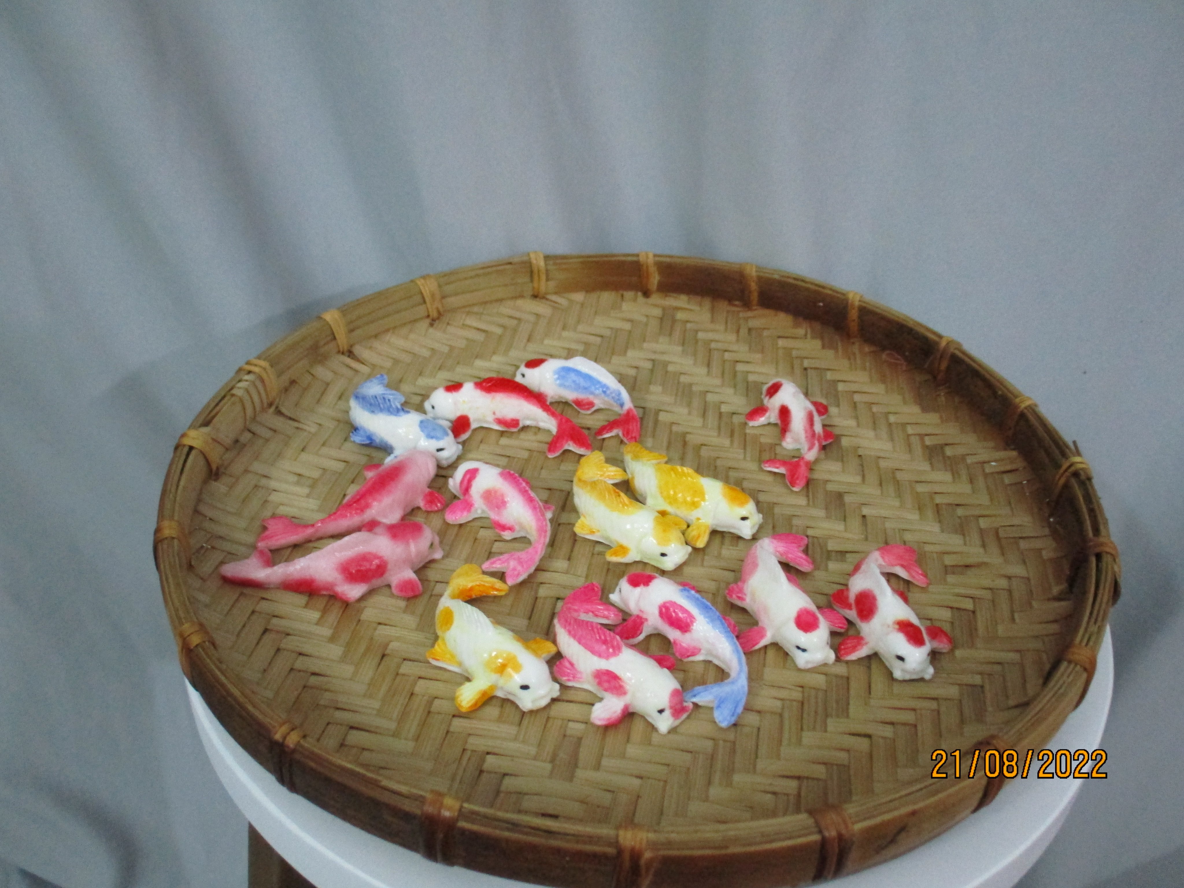 Cá Koi đất sét 6.4cm siêu đẹp giao ngẫu nhiên