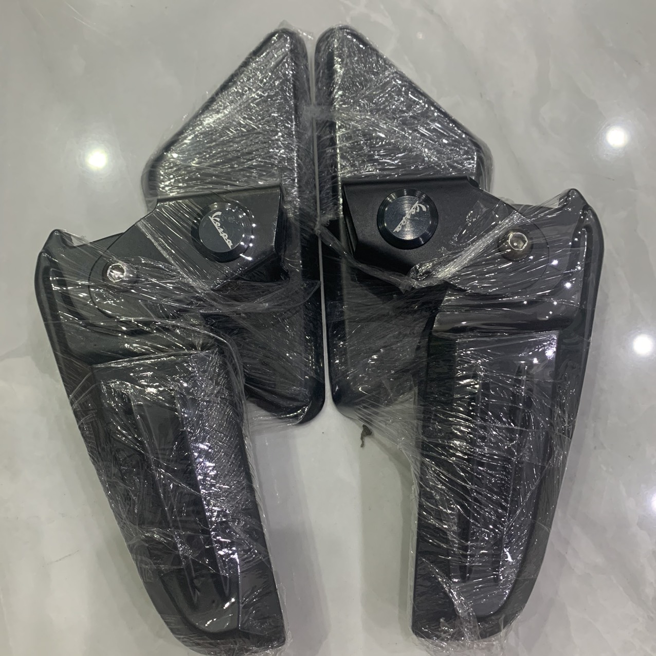 [HCM]Bộ gác chân dành cho xe Vespa LX