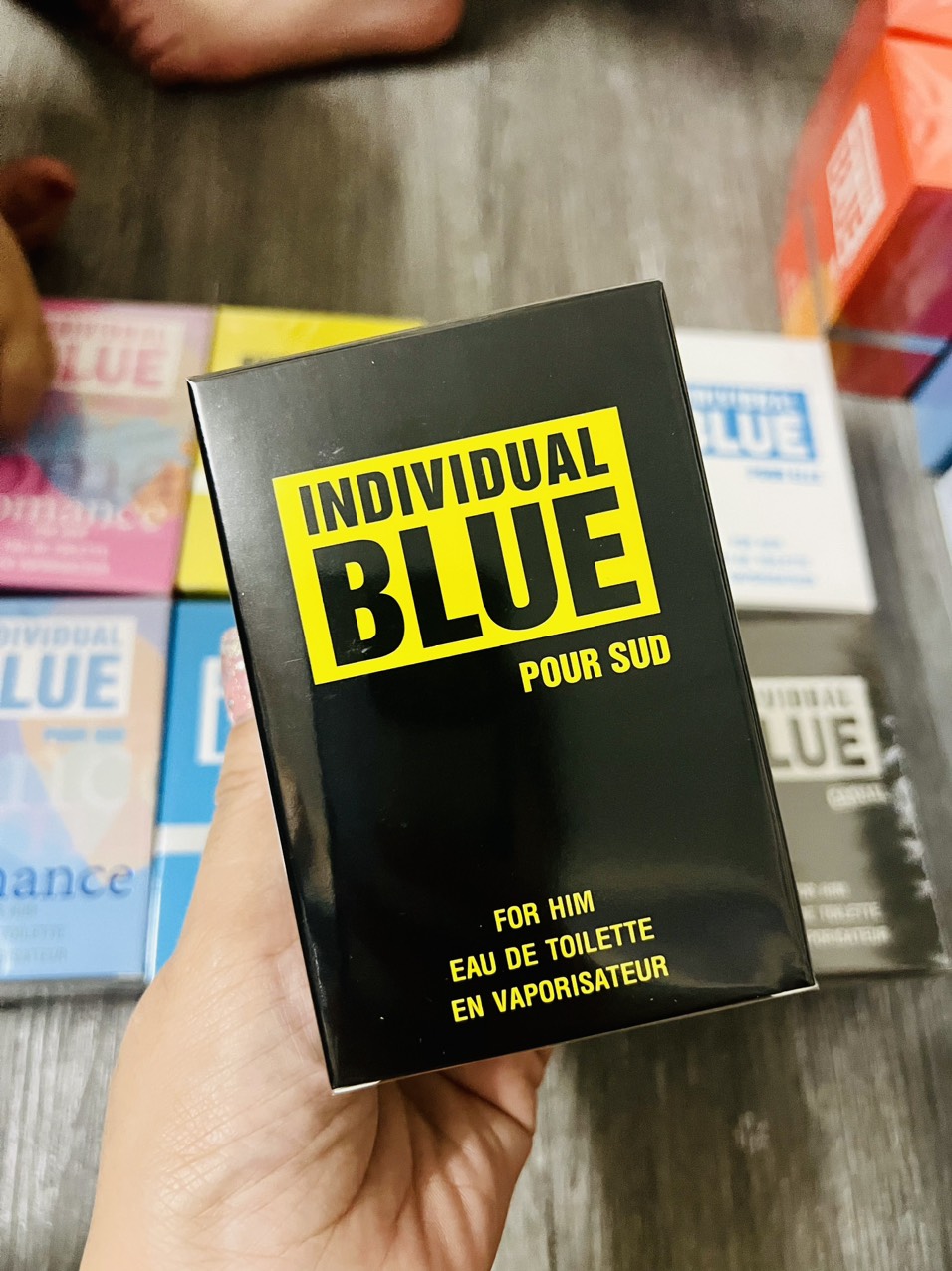 Combo 2 chai nước hoa Nam - Nữ BLUE INDIVIDUAL 50ml (Đen - vàng)