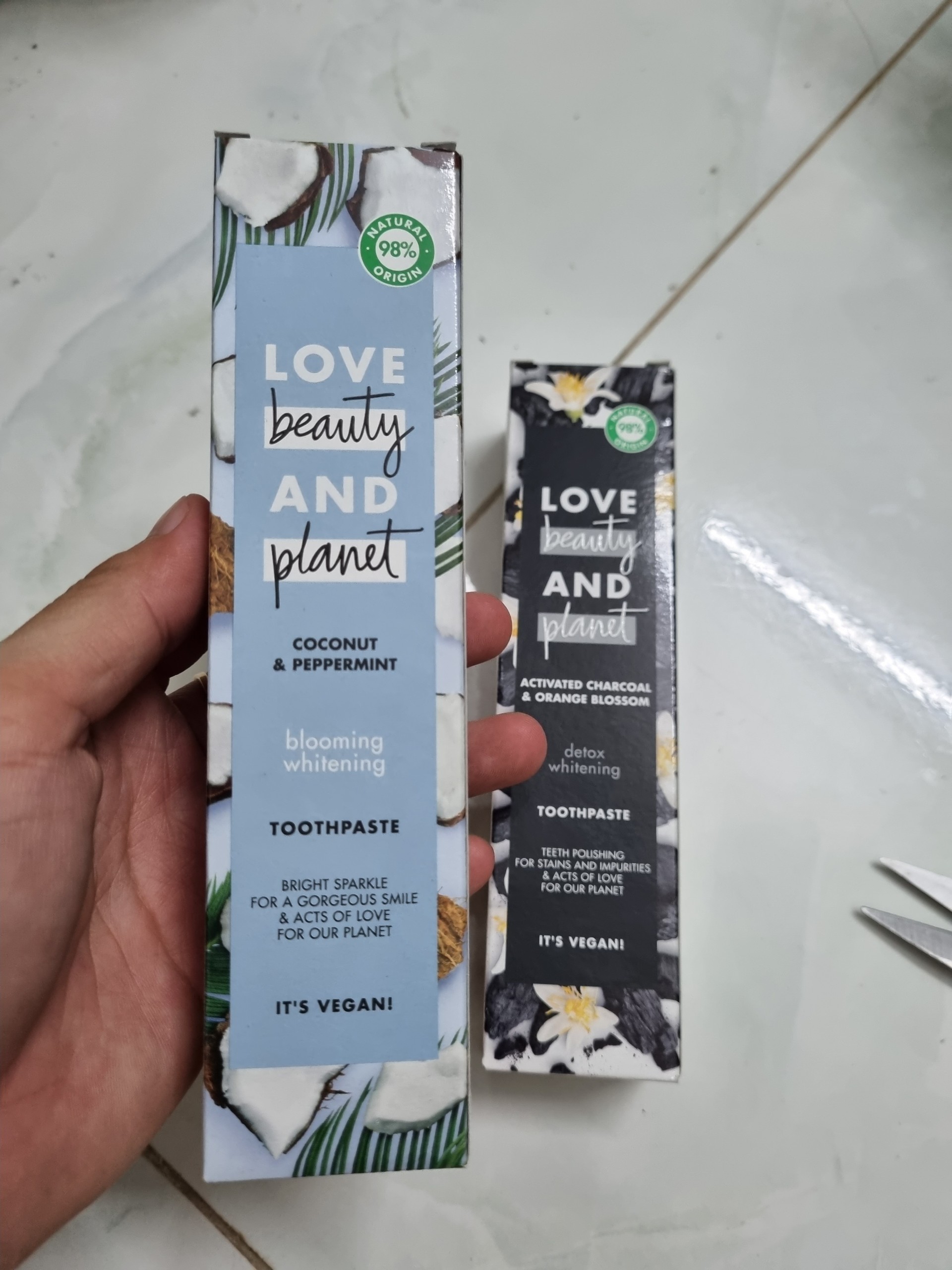 Kem đánh răng Love Beauty and Planet 75ml