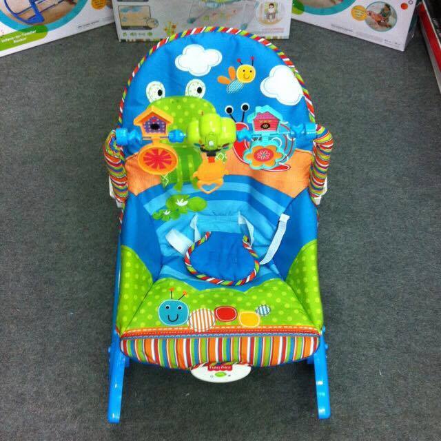 Ghế rung cho bé-Ghế rung IBaby  ( Có nhạc,màn che muỗi, đồ chơi, bập bênh )