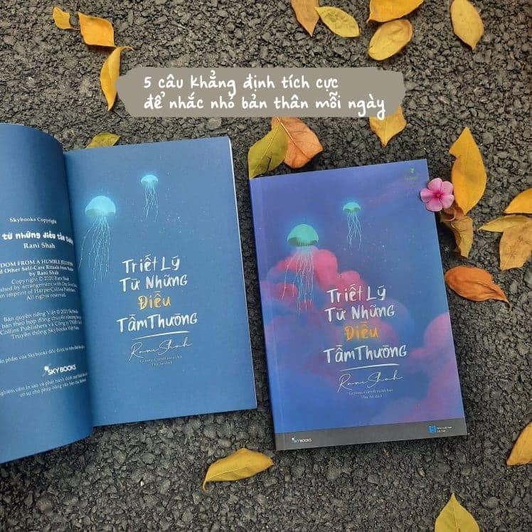 Sách - Triết Lý Từ Những Điều Tầm Thường