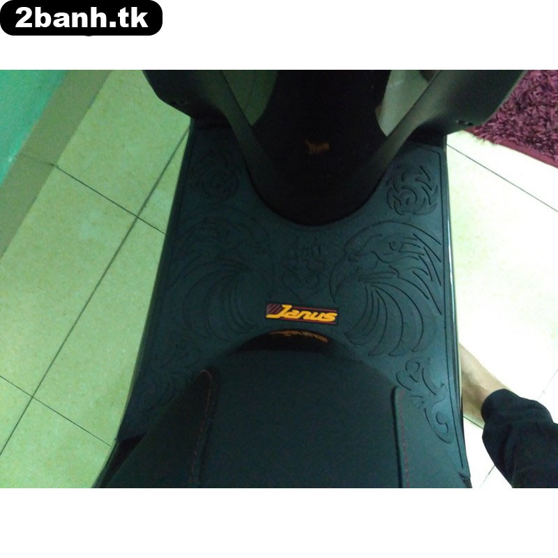 Thảm lót chân dành cho xe Janus