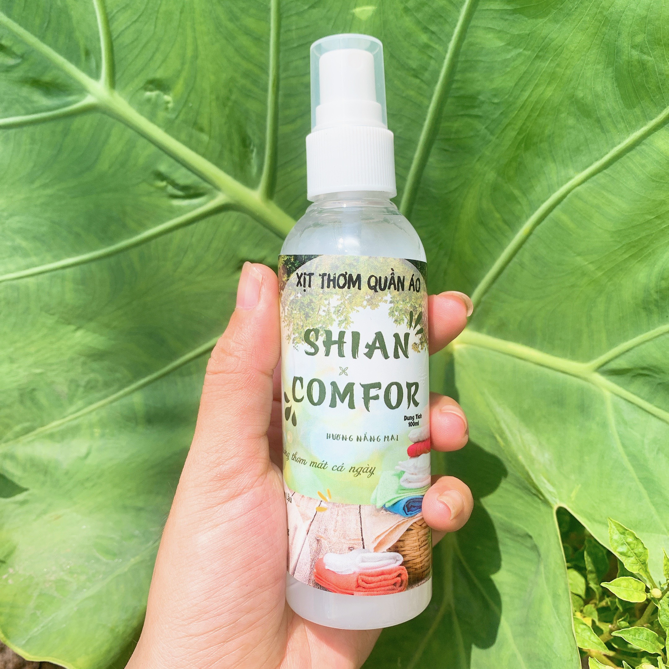 TINH DẦU XỊT THƠM QUẦN ÁO HƯƠNG NƯỚC HOA COMFORT/DOWMY 100ML