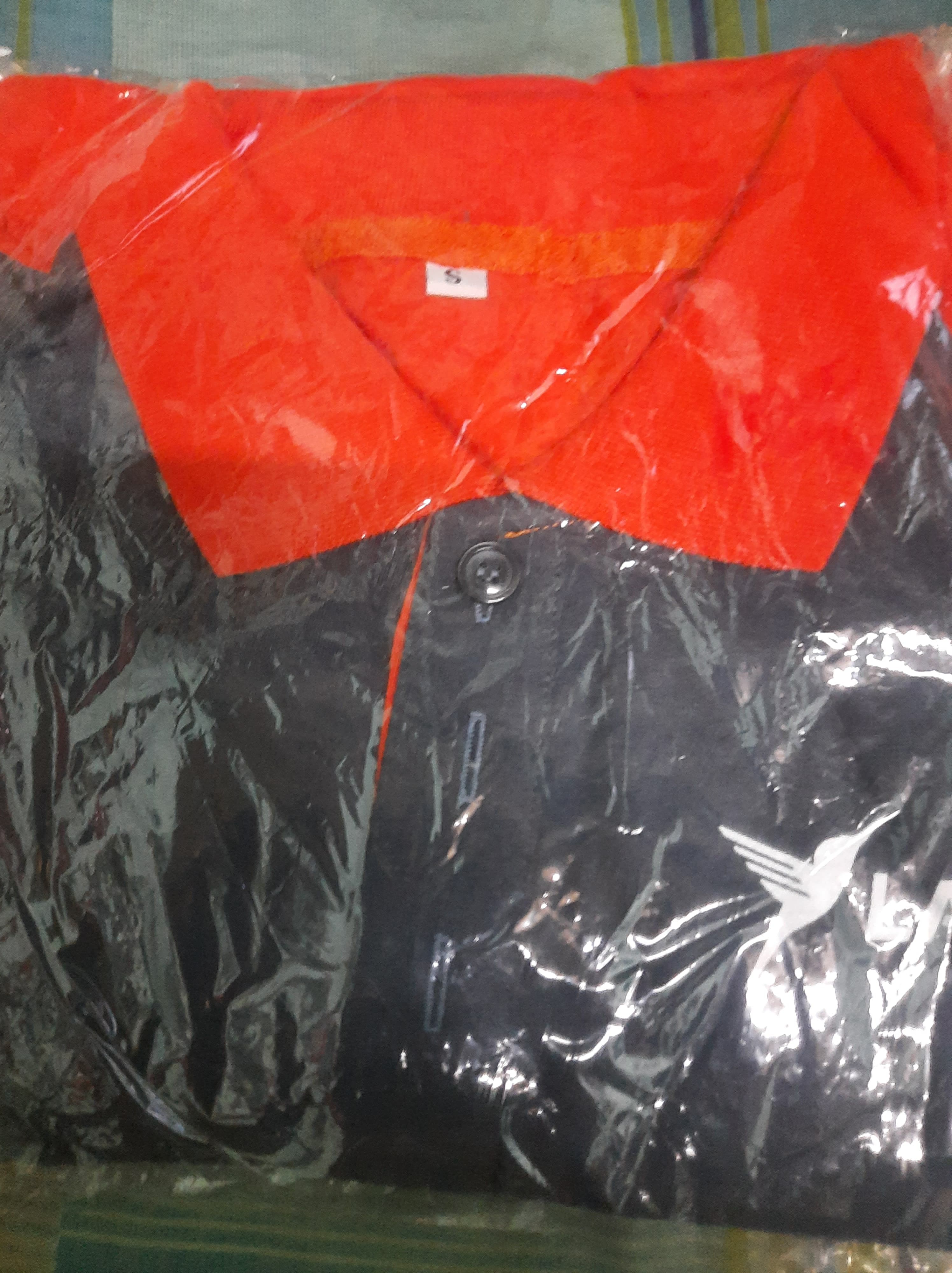 Áo thun Lalamove Size S dưới 60kg mới 100%
