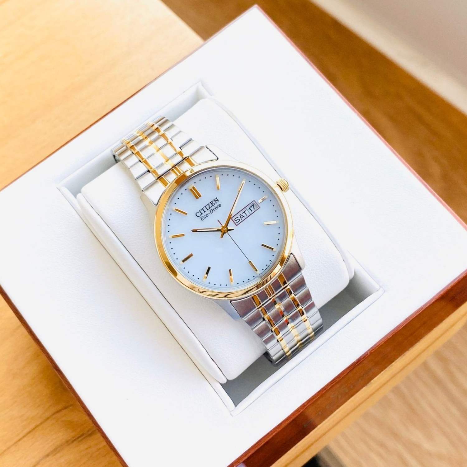 Đồng hồ Nam chính hãng Citizen Eco Drive BM8454-93A Size 38,Mặt trắng