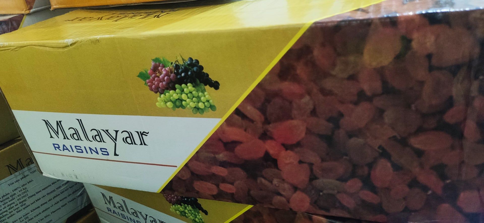 Nho Nâu Ấn Độ gói 100gr (chiết từ thùng 10kg, hãng Malayar)