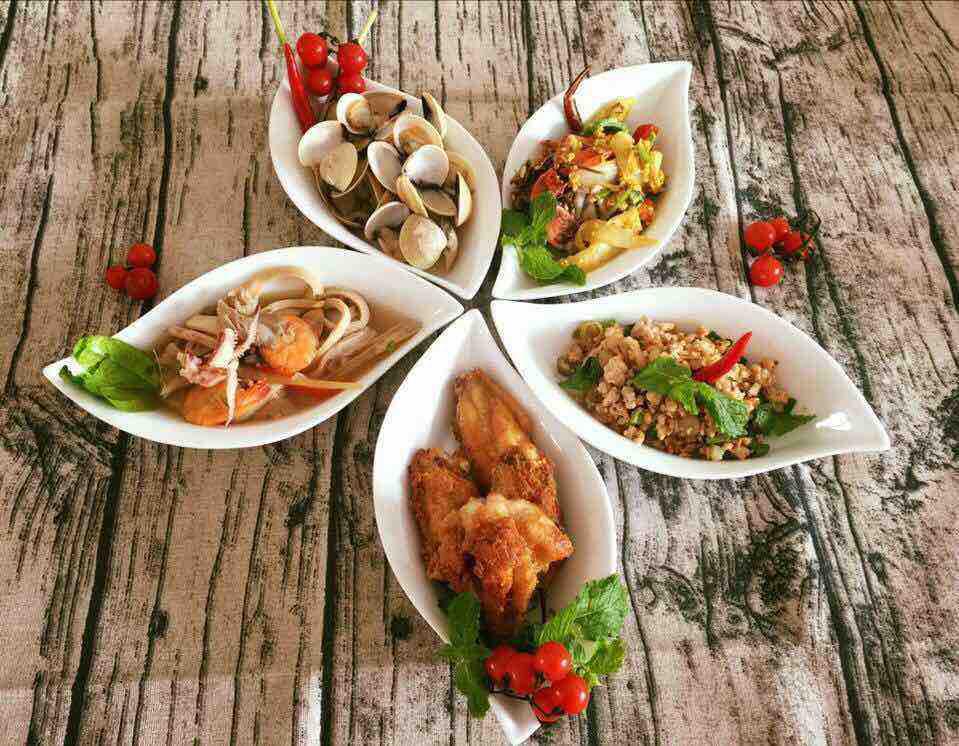 Sét đĩa thuyền hoa 5 cánh gốm sứ Bát Tràng