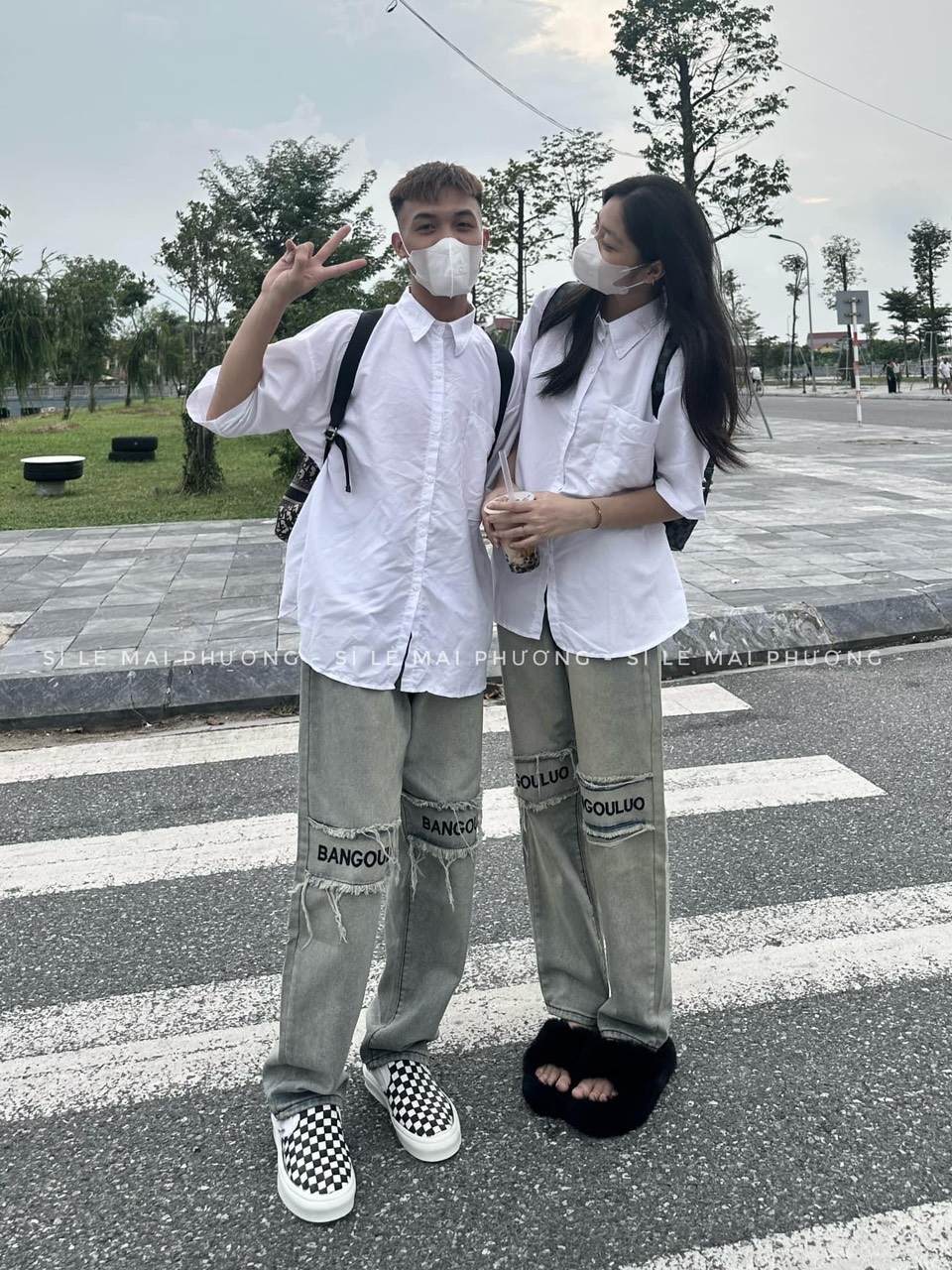 Áo sơ mi trắng nam nữ cực dễ mặc,< chất cotton mềm mát