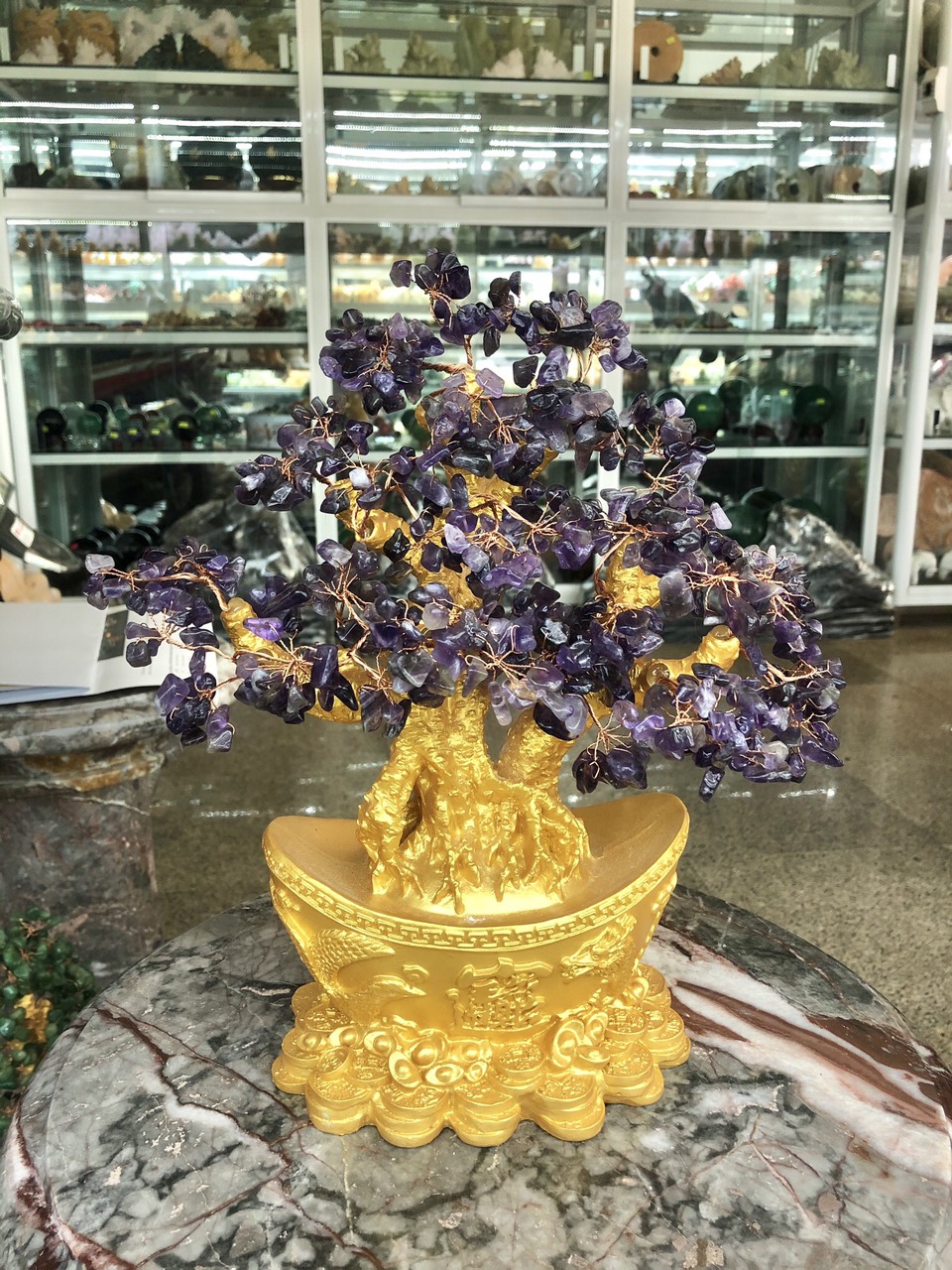 Cây Tài Lộc phong thủy đá thạch anh tím với đế hình thỏi vàng để bàn làm việc, bàn thờ thần tài - Cao 30 cm