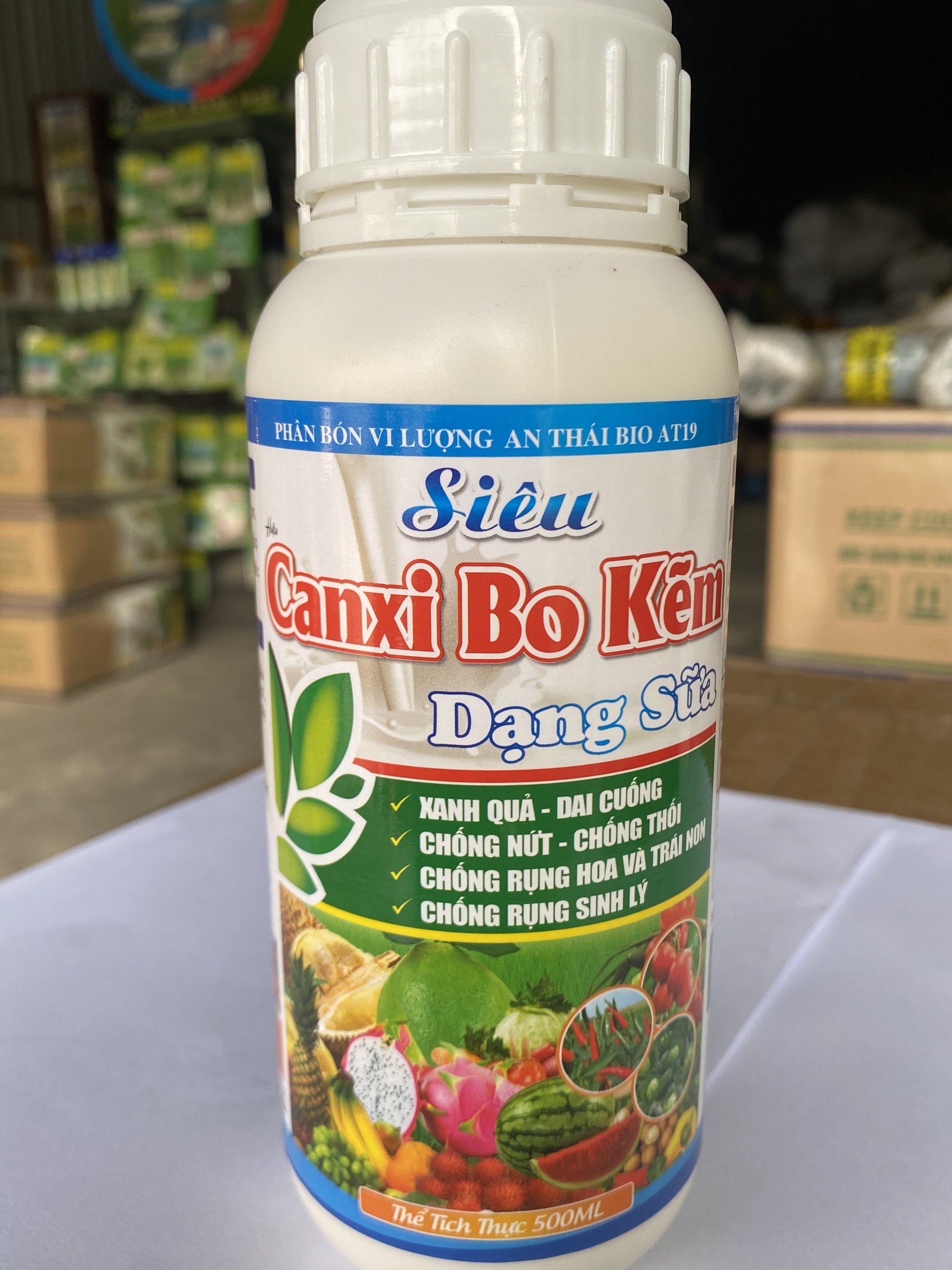 Phân bón vi lượng phân bón An Thái Bio AT19 CANXI BO Dạng Sữa 500ml có Canxi và Bo 2 nguyên tố giúp tăng năng thụ phấn tốt, đậu quả cao ngăn ngừa rụng trái ngon
