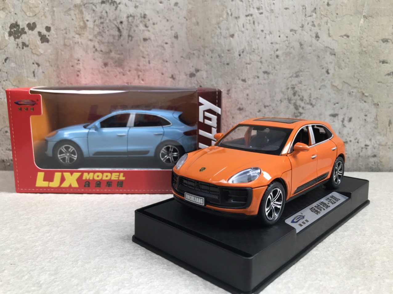 [HCM]Mô hình xe ô tô Porsche MACAN 1:32