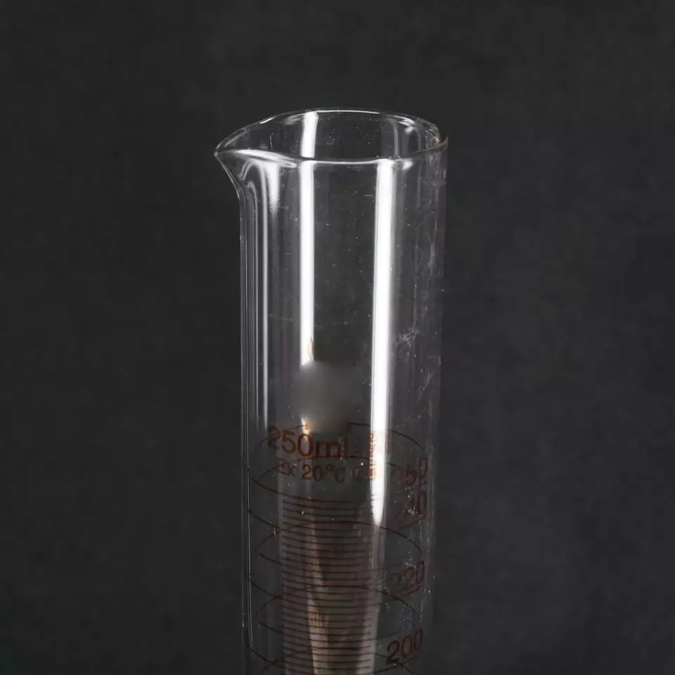 Ống đong thủy tinh 250ml đo thể tích