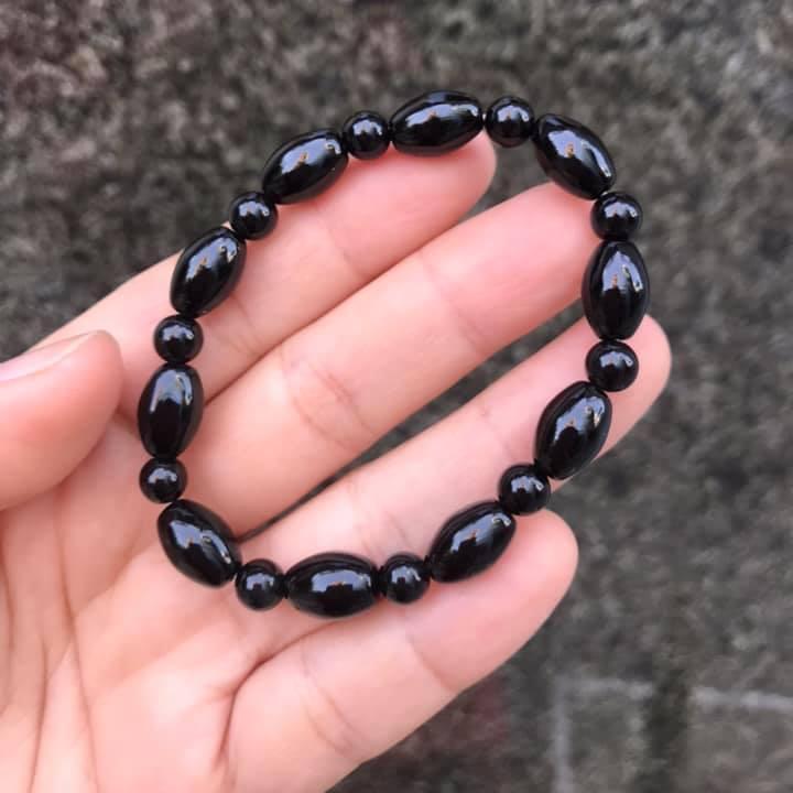 VÒNG TAY LU THỐNG MÃ NÃO ĐEN 8LY