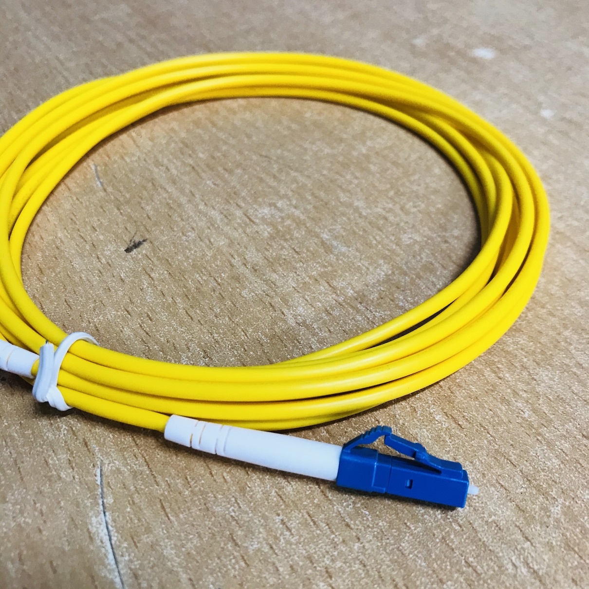 Dây nhảy quang Singlemode LC/UPC-LC/UPC dài 3M/5M/10M/15M/20M Simplex