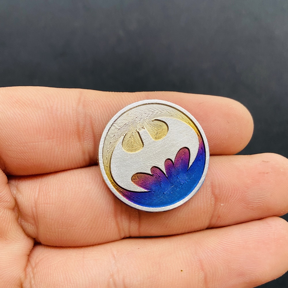 [HCM]TEM LOGO TITAN NGƯỜI DƠI TRÒN NHỎ XINH KEO 3M CHẮC CỰC KỲ (100% TITAN)