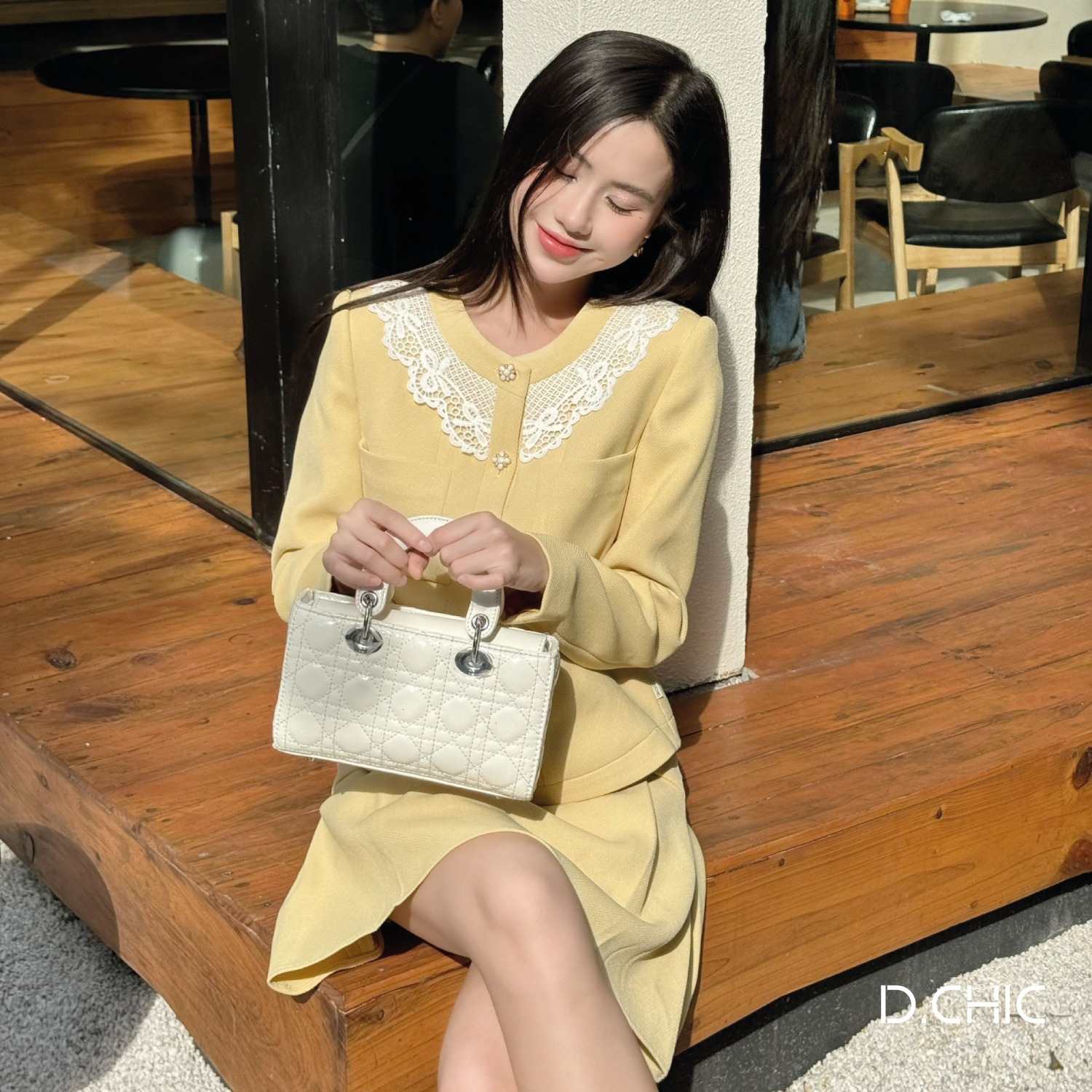 D.CHIC Chân váy ngắn A xếp ly sườn MS: 381728