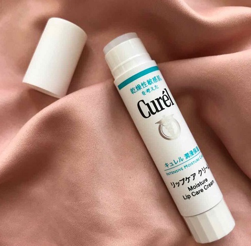 Son dưỡng môi Curel Intensive Moisture Lip Care Cream