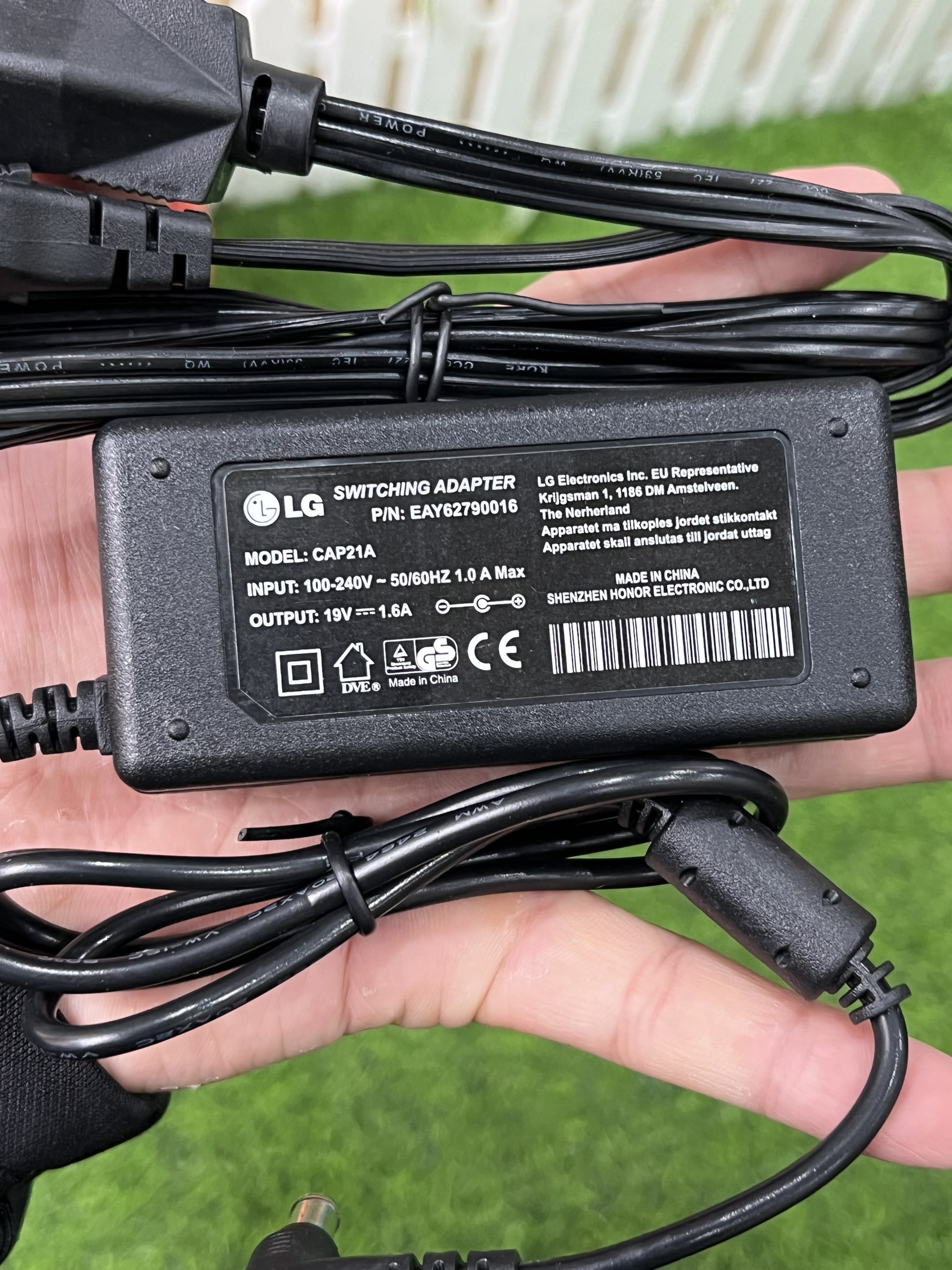 Adapter (Nguồn ) Lg 19v 1.6a