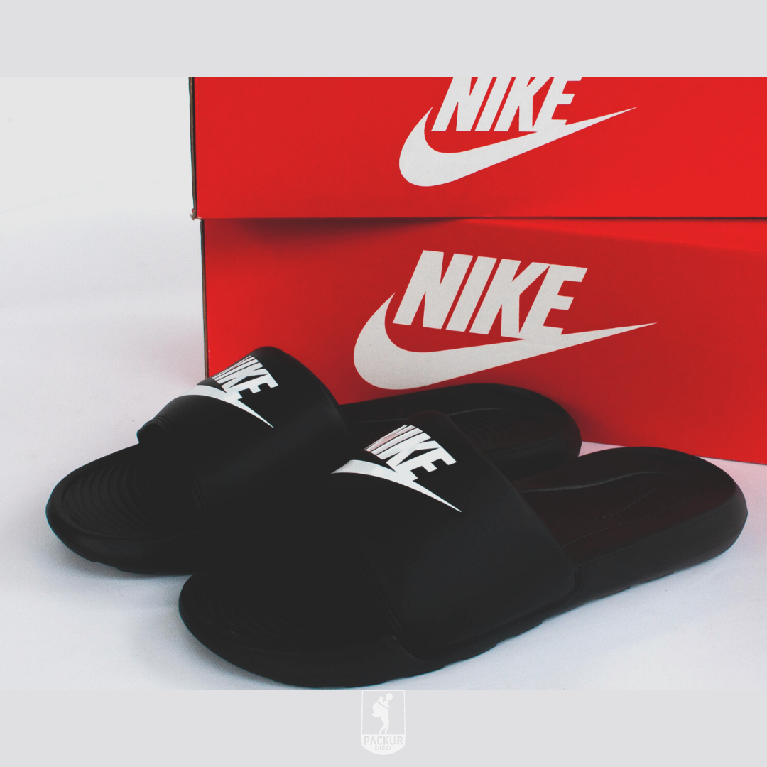Dép Nike Victori One (Đen/Trắng) / CN9677-005