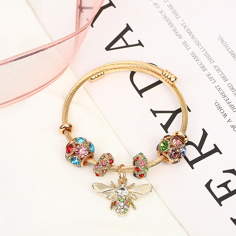 Vòng tay Charm Ong siêu đẹp