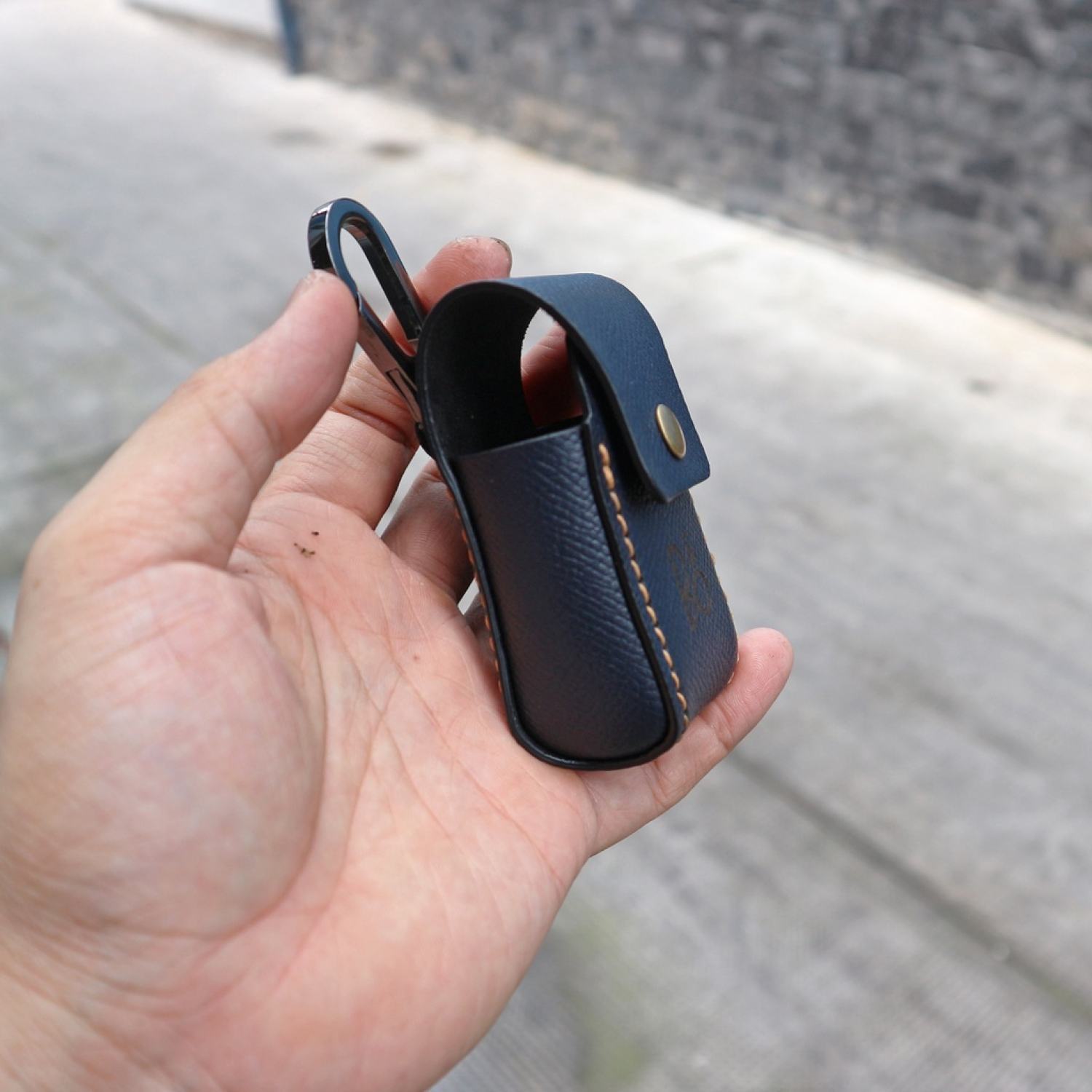 Bao da B&O BEOPLAY EQ - Manory Leather