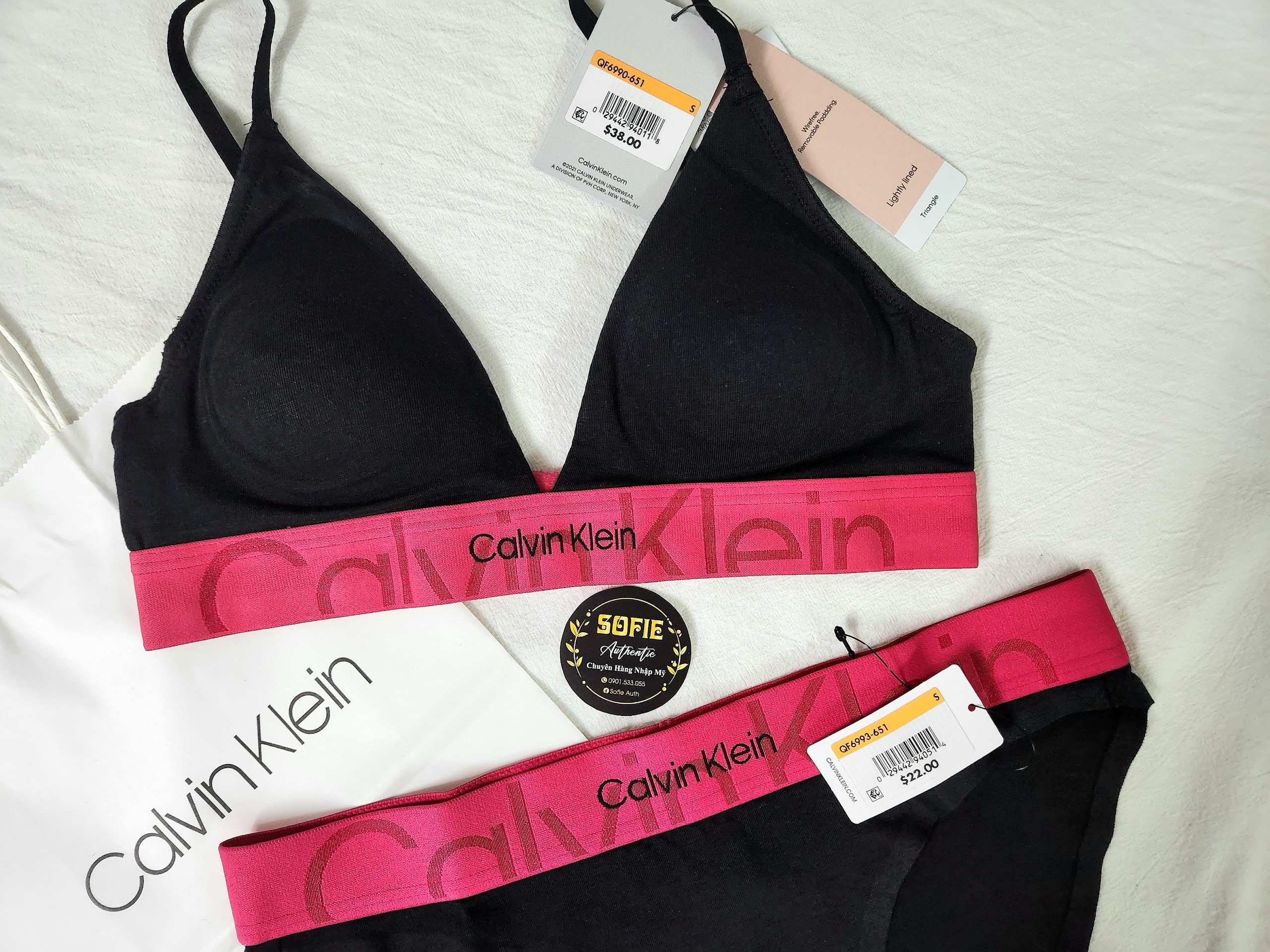 Chính Hãng Mỹ ] Set Đồ Lót Calvin Klein Embossed Icon Không Gọng Có Mút  Ngực Black/Pink ·Size S 