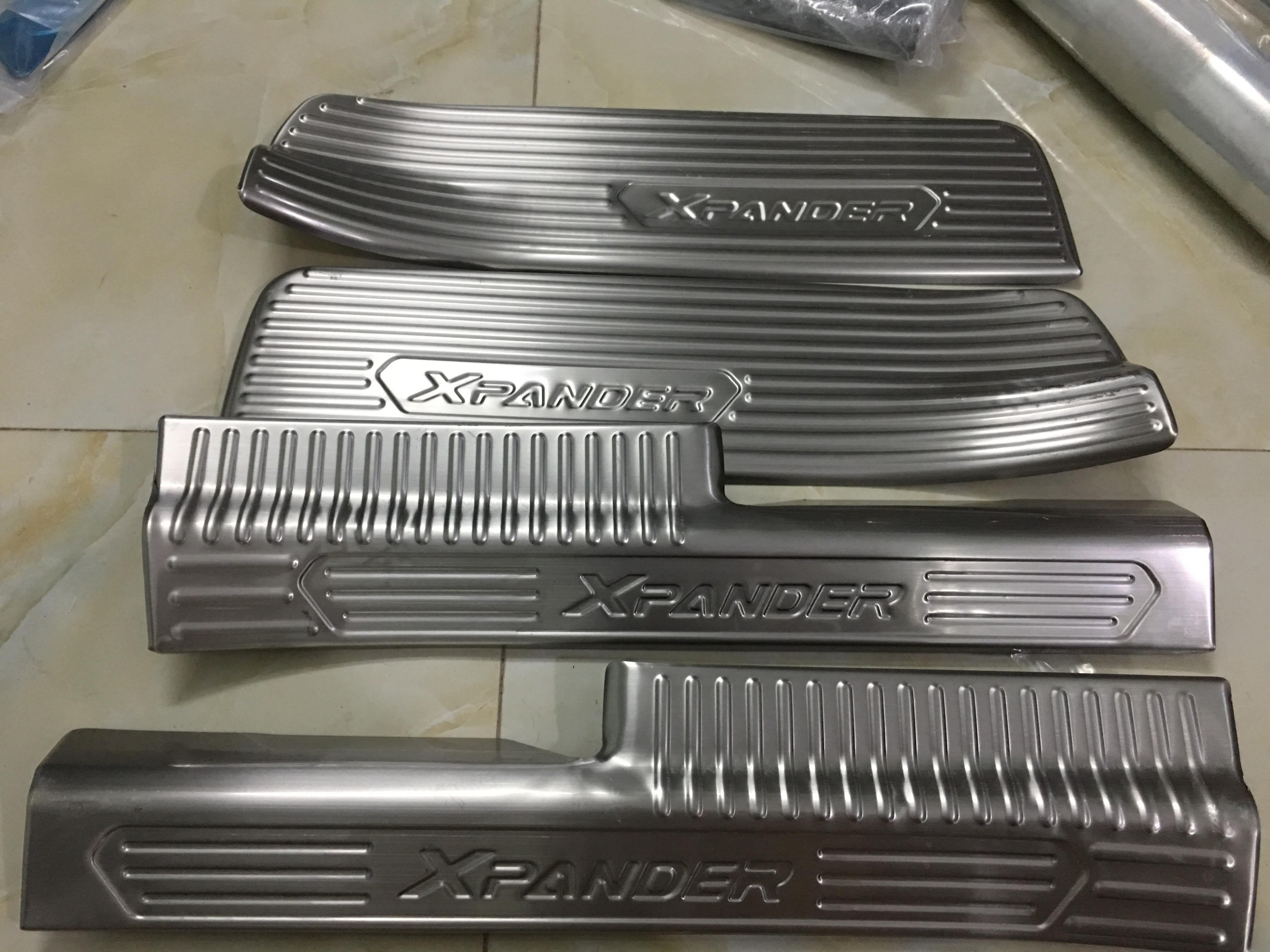 ỐP BẬC BƯỚC CHÂN INOX XPANDER 2019