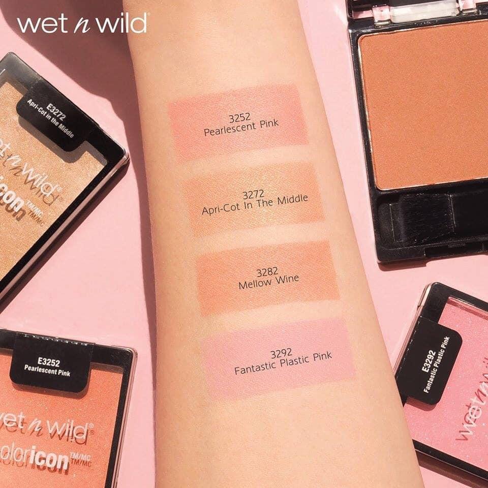 Phấn má hồng Wet & Wild Color Icon Blush.