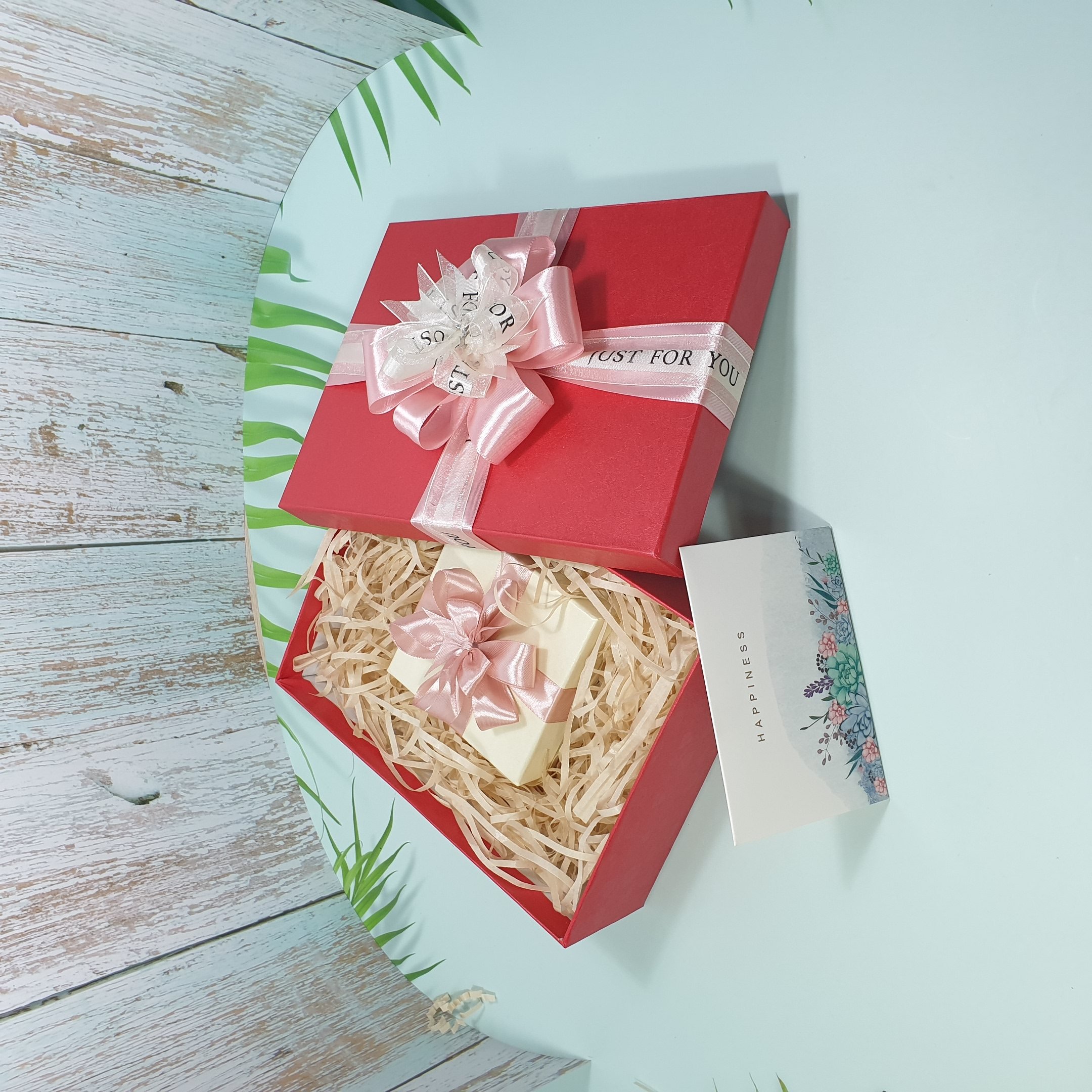 [Tặng thiệp + Giấy rơm] Hộp quà chữ nhật kích thước 23x17x7cm – HQ25