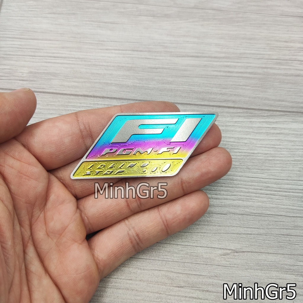 Logo tem Sticker titan Gr5 Fi