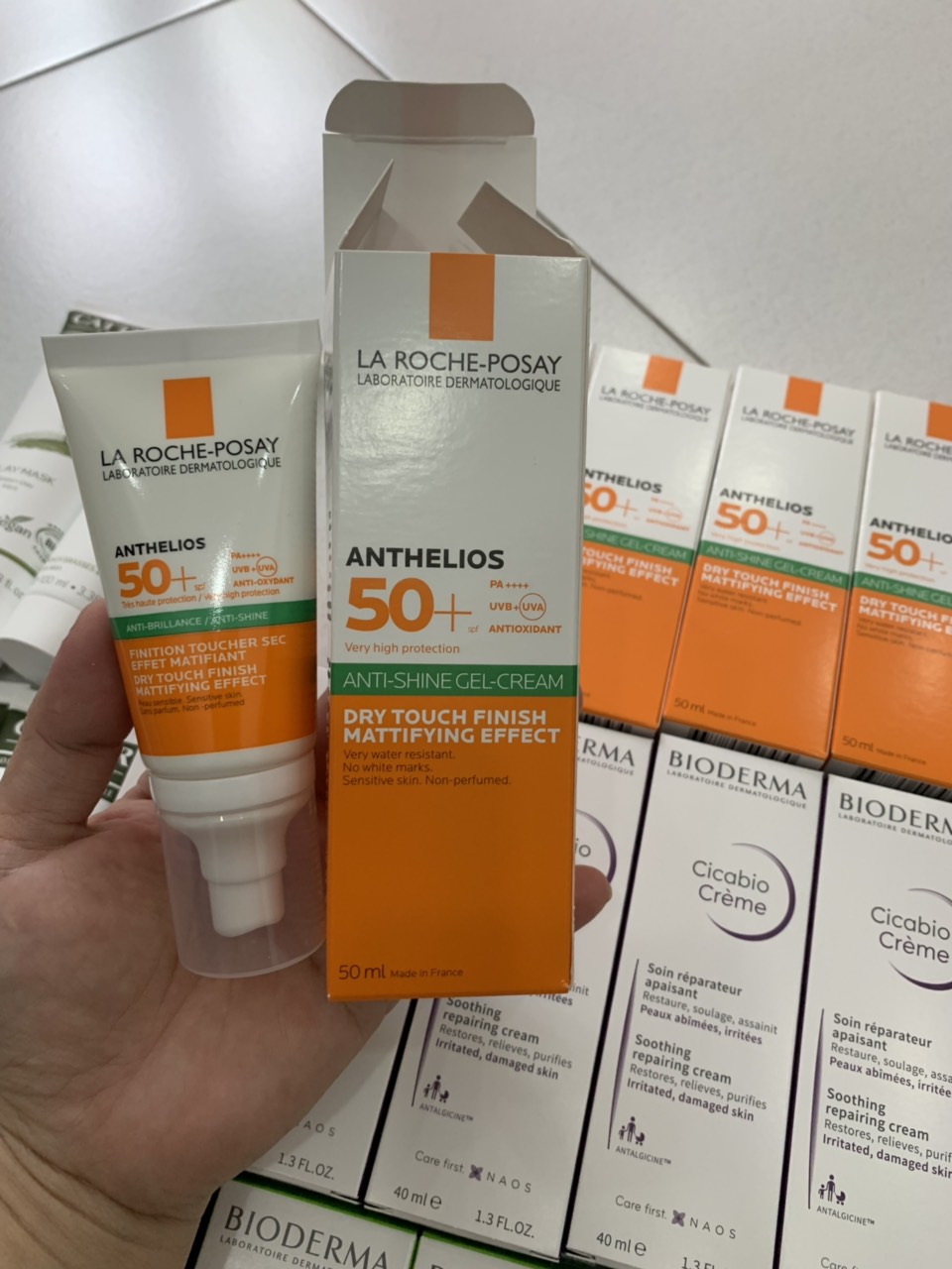 Kem chống nắng La Roche-Posay Anthelios anti-shine Gel Cream SPF 50