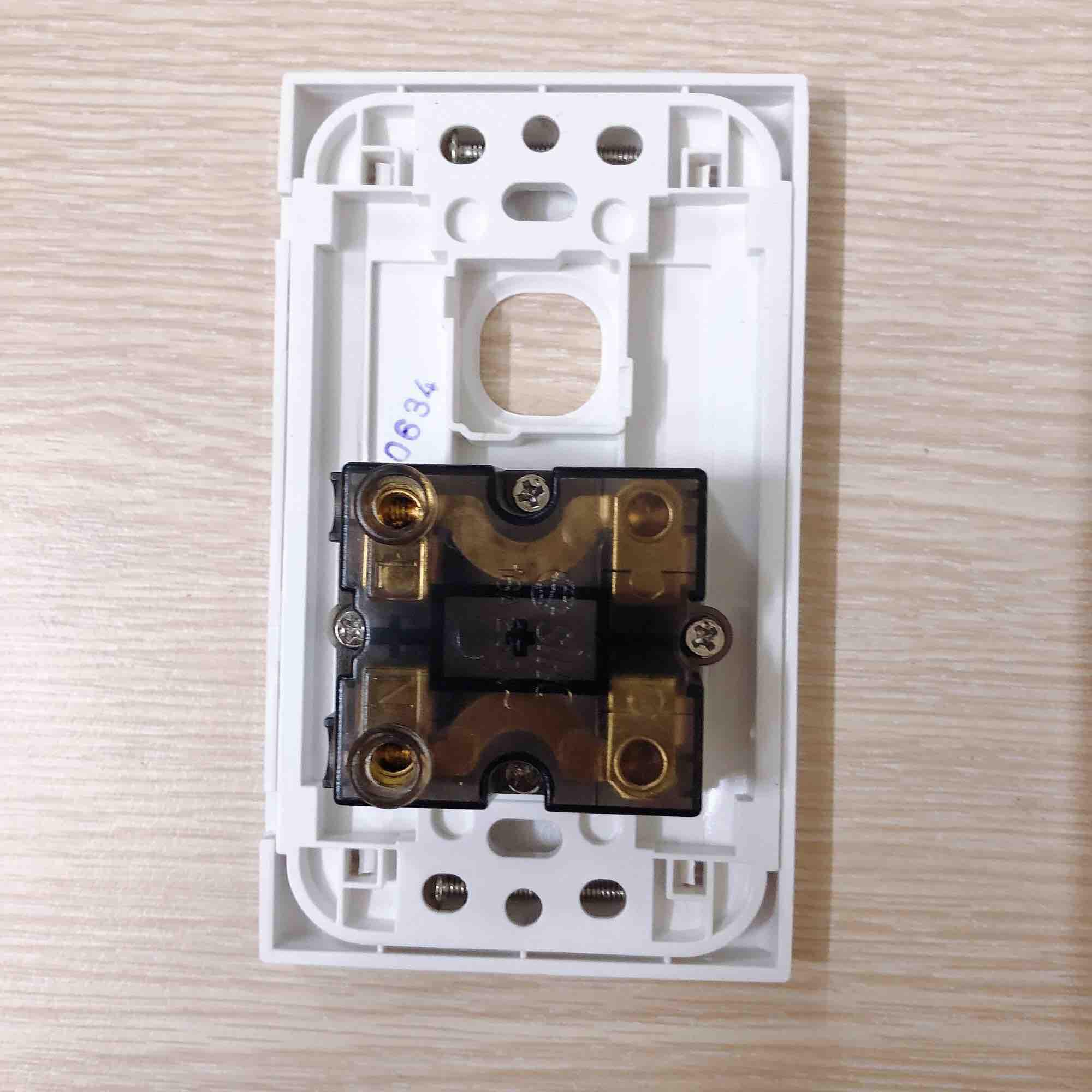 [HCM]Ổ 2 1 lỗ SINO