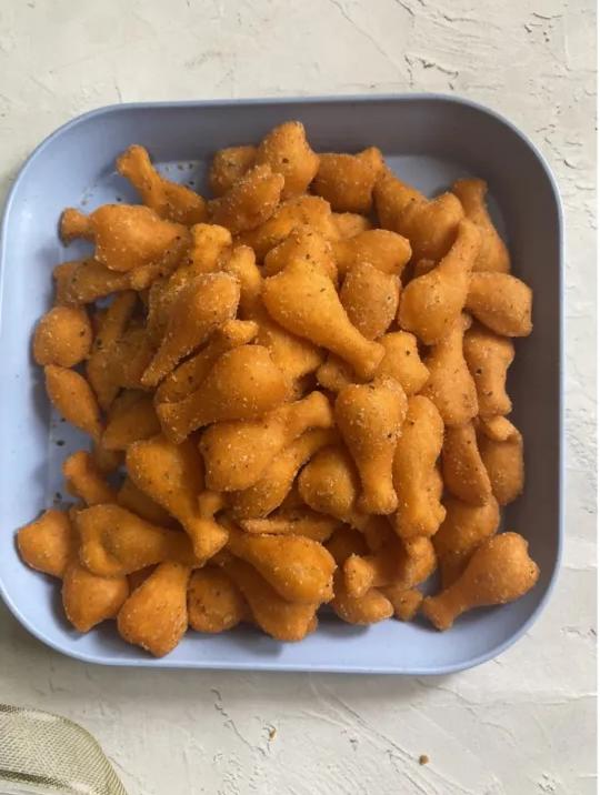 DATE 12/2025 Bánh Que Đùi Gà 110gr/Gói