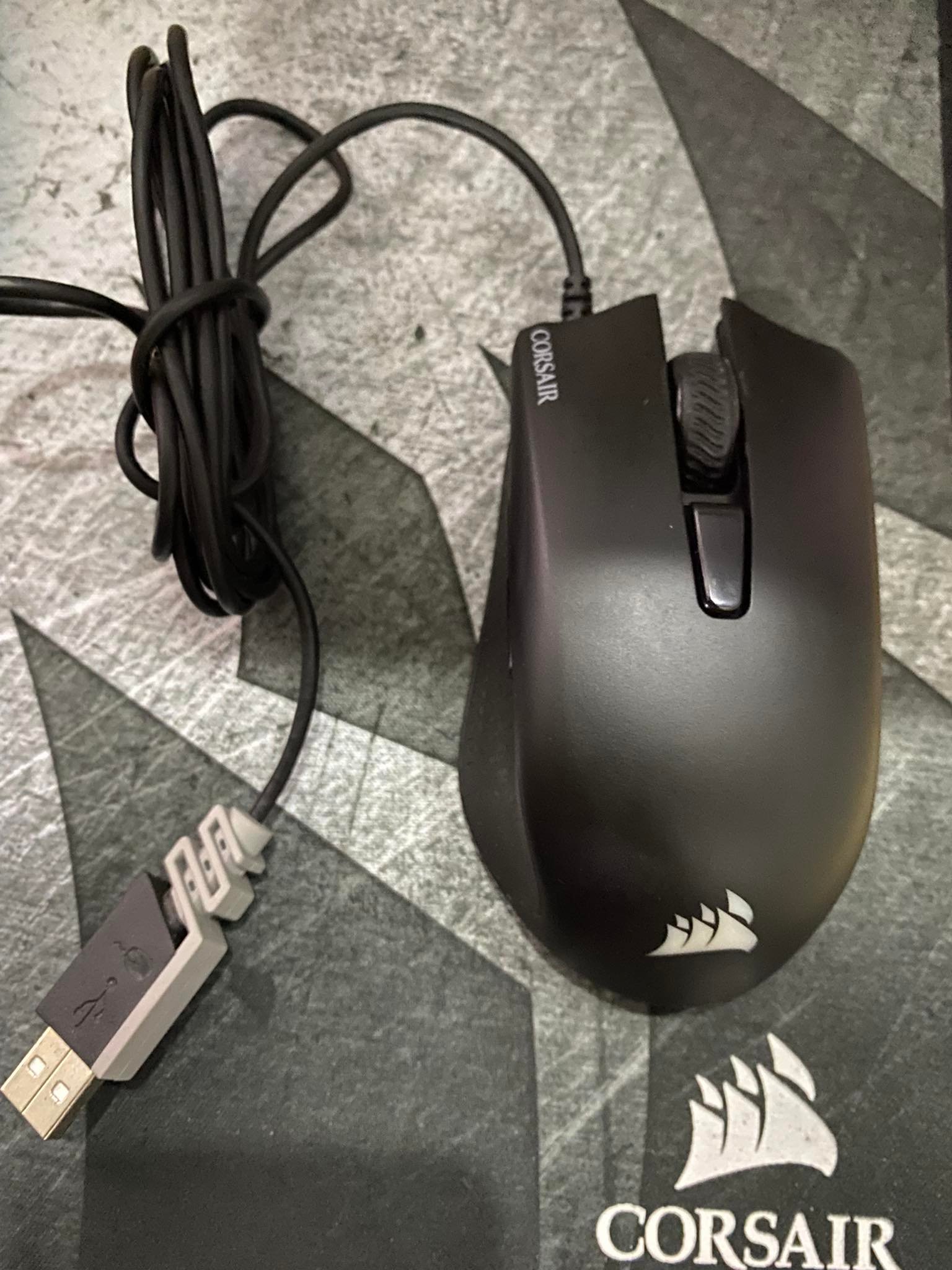 Chuột gaming Corsair Harpoon RGB -2nd