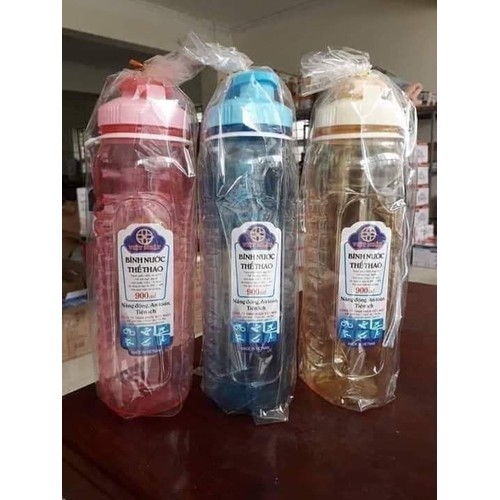 Bình nước thể thao VIệt Nhật, chai nhựa đựng nước, bình đựng nước cho bé, chai đựng nước cho bé đi học- Dung tích lớn 900ml- Nhựa Việt Nhật- 100% PET đạt chuẩn- 3 màu vàng, trắng, xanh- Tiện dụng