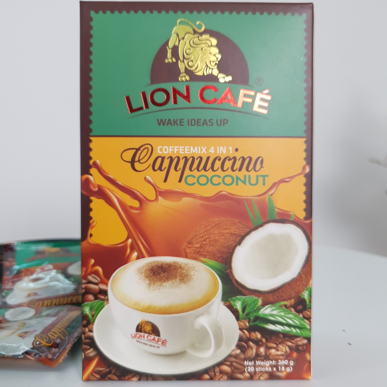 LION CAFE - Cà phê hòa tan 4in1 - Capuccino Dừa - Hộp 288g (16 gói x 18g)