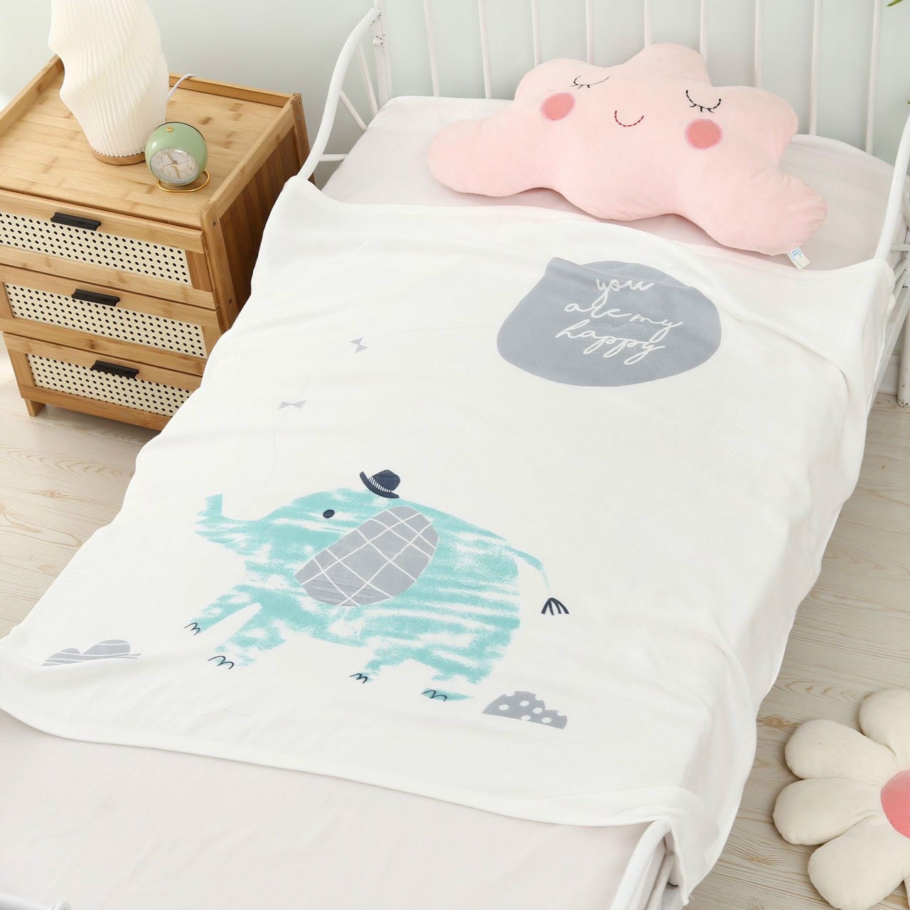 Chăn mền Lụa siêu mềm mát cho bé 110 x 120cm