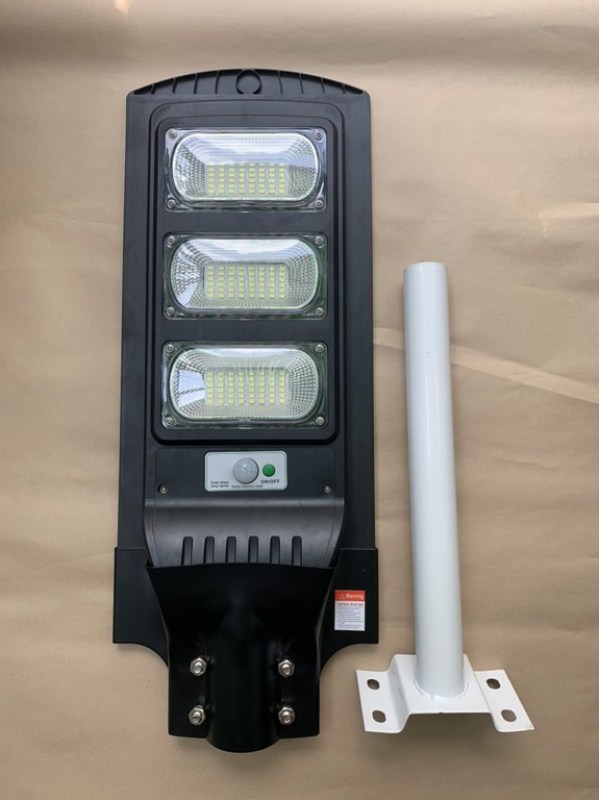 Bộ đèn đường liền thể năng lượng mặt trời 150w sáng trắng