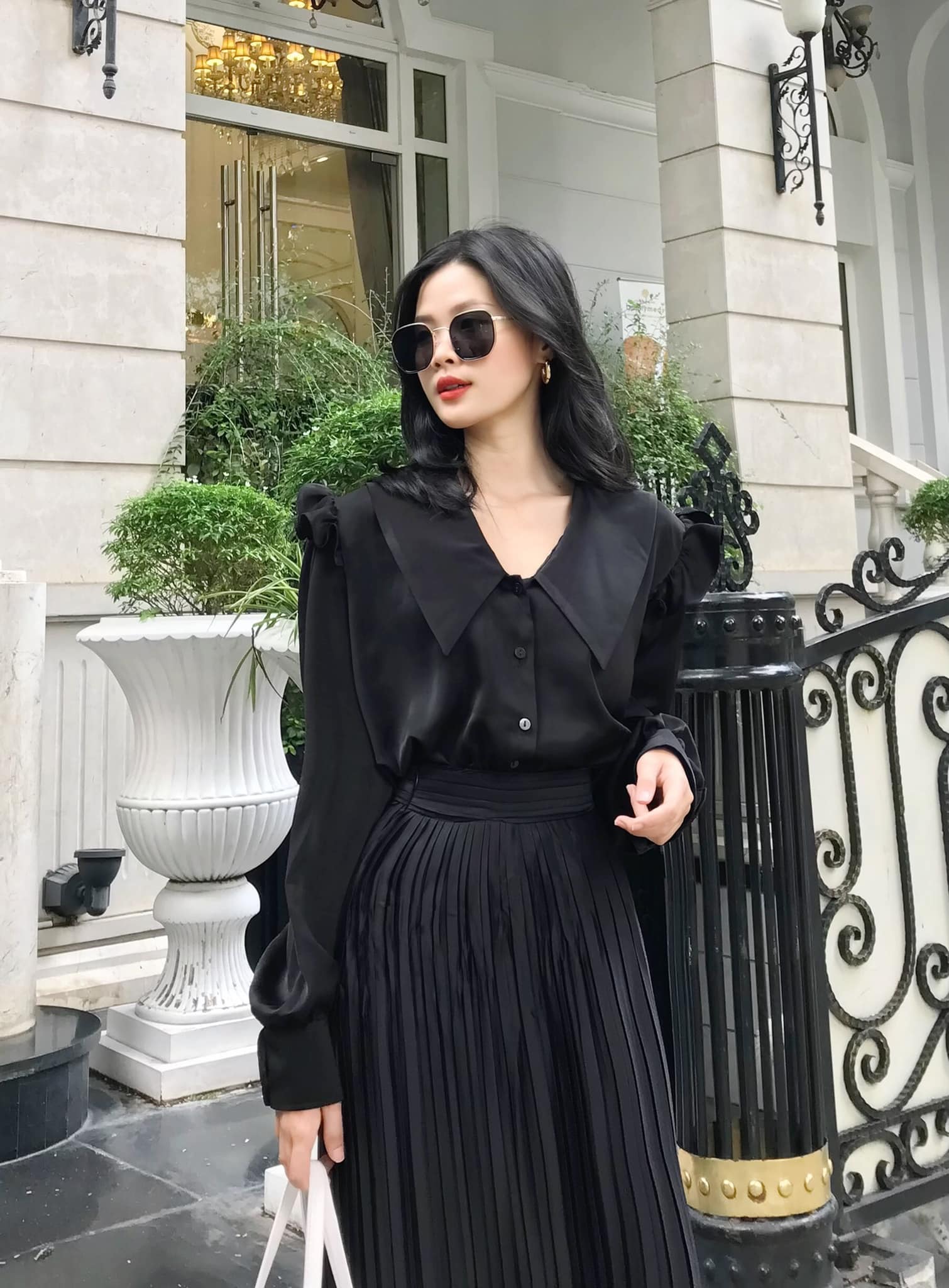 VELLE DESIGN chân váy dập ly July chất voan lụa dập li cao cấp.
