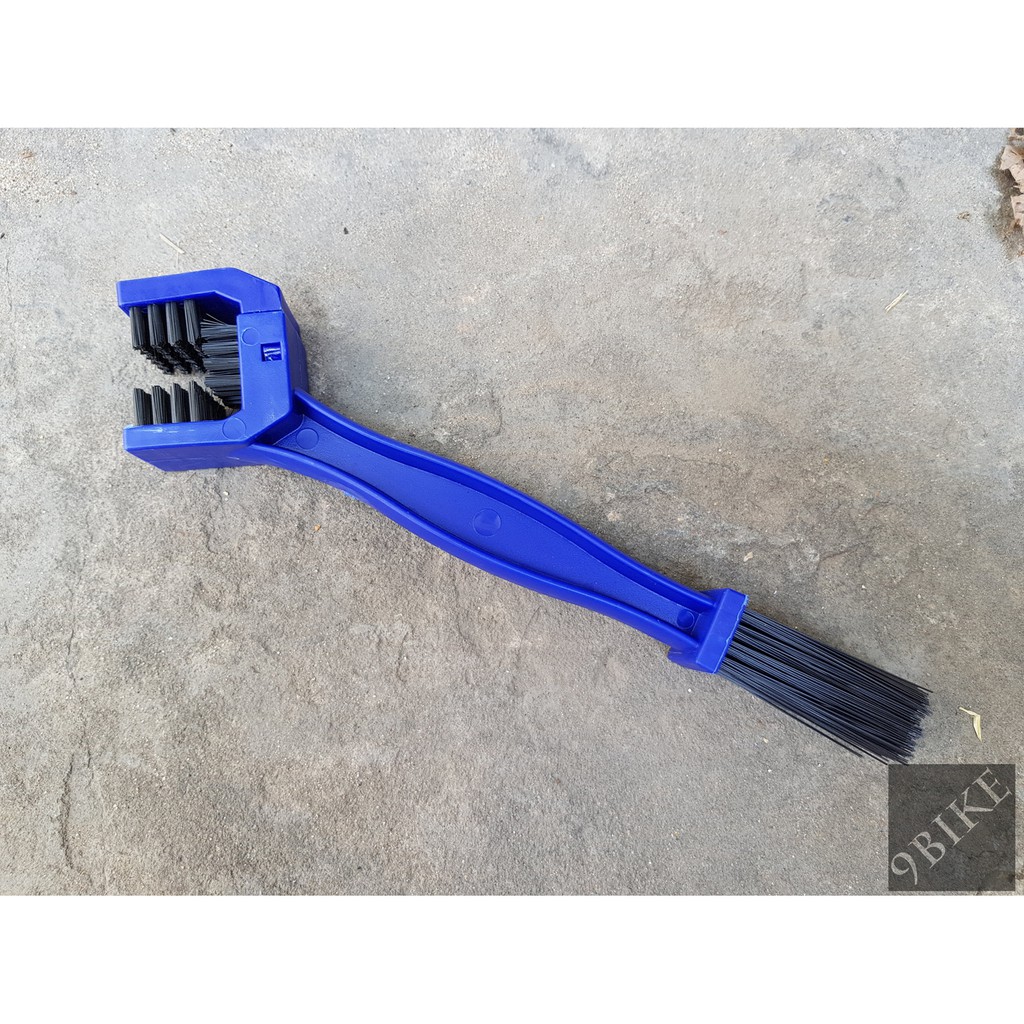 Chổi cọ vệ sinh dây sên xe máy tiện dụng