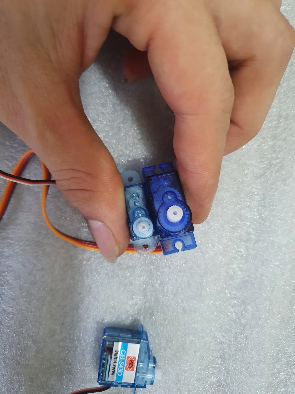 Servo Mini Digital 3.7g, 4.3g siêu nhẹ siêu nhỏ