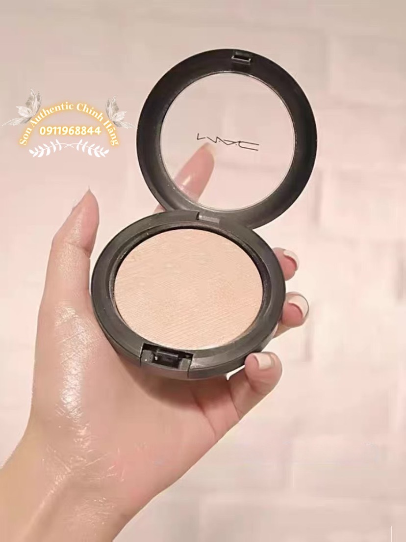 Phấn bắt sáng MAC Extra Dimension Skinfinish Double Gleam