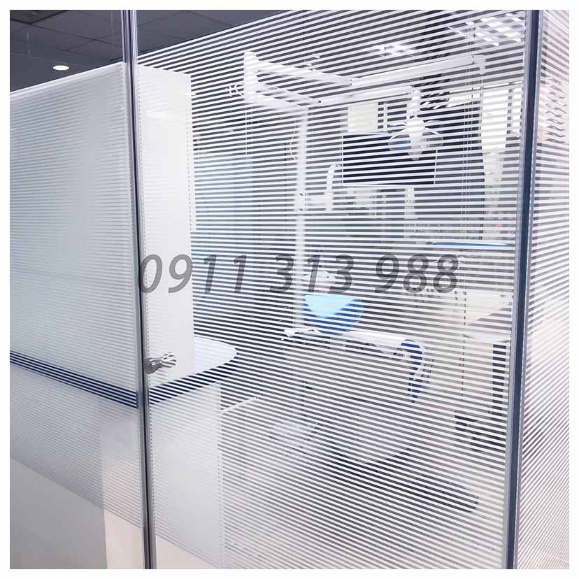Decal dán kính khổ 1 mét sẵn keo