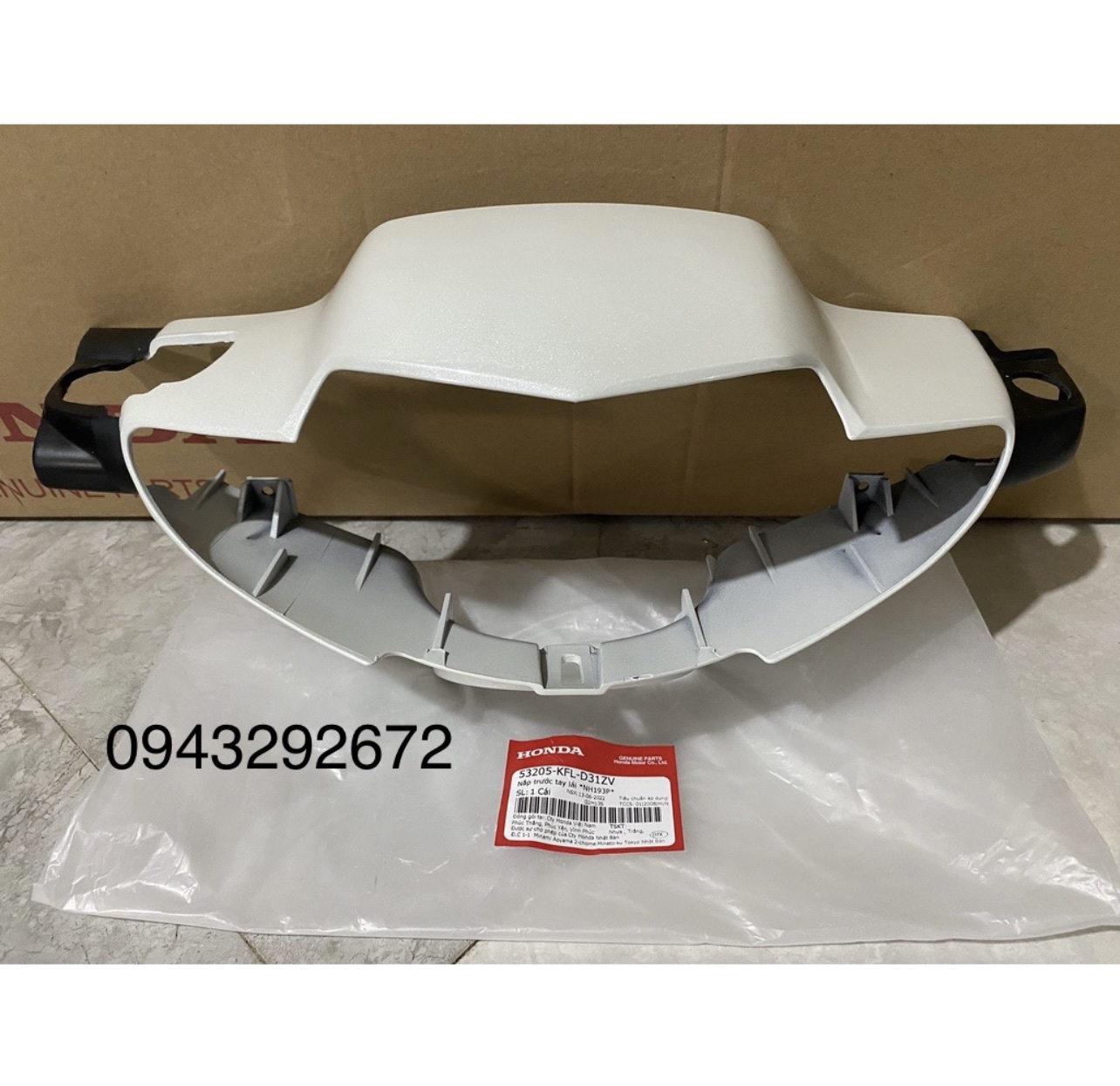 Bàn Thờ ( Nắp Trước Tay Lái ) Wave Zx Trắng Honda ( 53205KFLD31ZV )