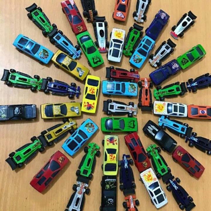 Set 50 ô tô bằng sắt cho bé